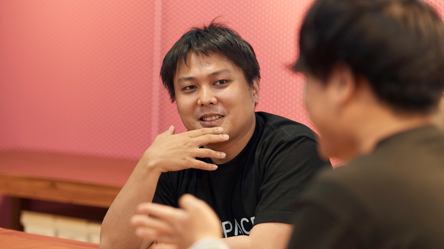 ライバー事務所YOUPACE スタッフ座談会風景　坂口